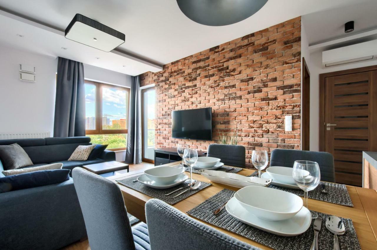 Cinema Apartment - Varşovia Exterior foto