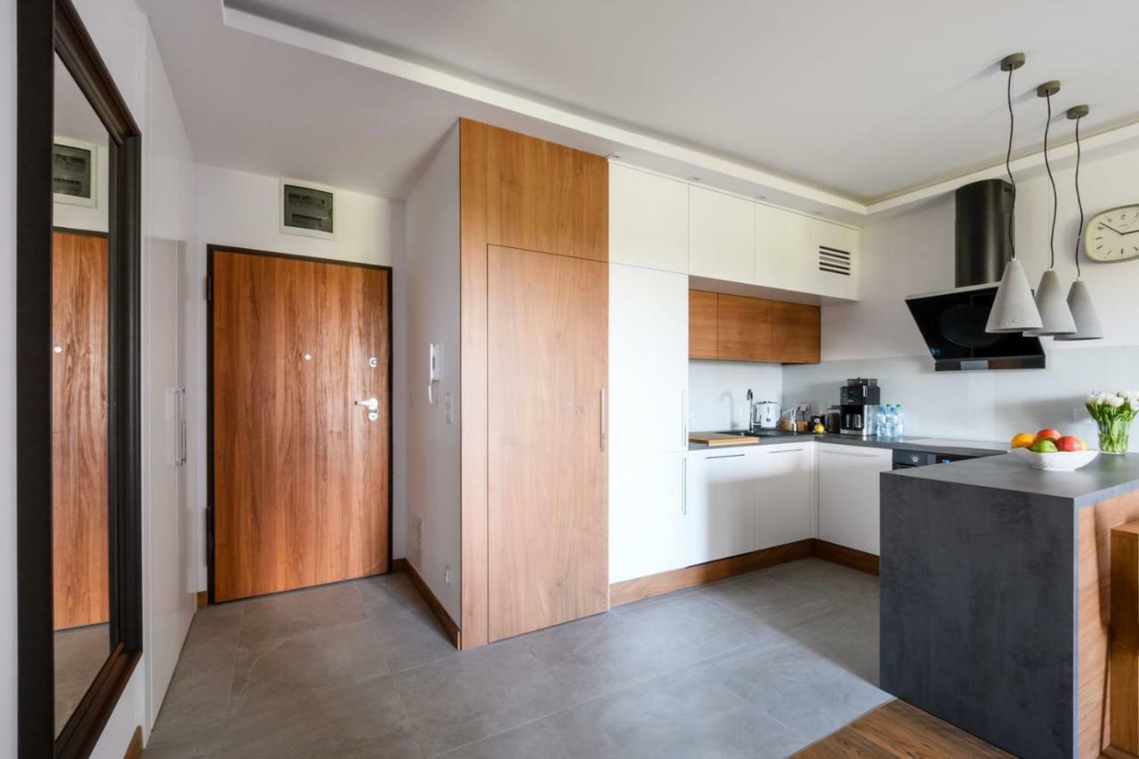 Cinema Apartment - Varşovia Exterior foto