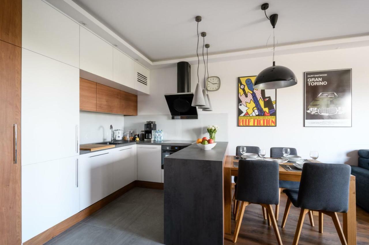 Cinema Apartment - Varşovia Exterior foto